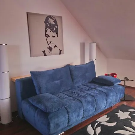 Apartment Mit 2 Schlafzimmern Und Parkplatz